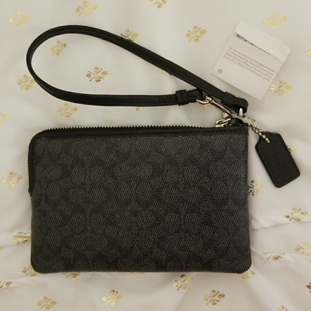 NWT Authentic COACH wristlet wallet - Picture 2 of 3
